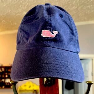Vineyard vines navy blue hat